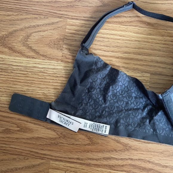 Victoria's Secret push-up bra in dark grey 34C - Picture 6 of 6